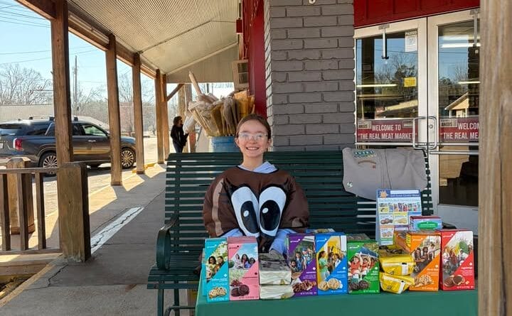 Girl Scout introduces new cookie flavors in Ecru Girl Scout cookies!!! 🍪🍪🍪