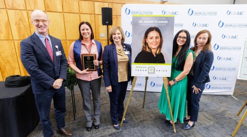 UMC’s Dr. Jeannette Simino wins TEACH Prize, donates award to department Dr. Jeannette Simino, who once came to teaching reluctantly, has grown into the role in extraordinar
