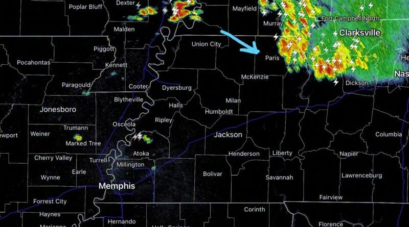 8:40 AM CDT 📡 update: We are monitoring the storms skirting along the KY/TN border